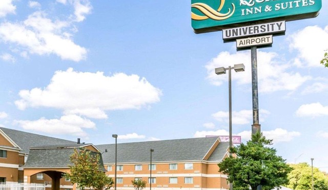 Quality Inn & Suites University-Airport