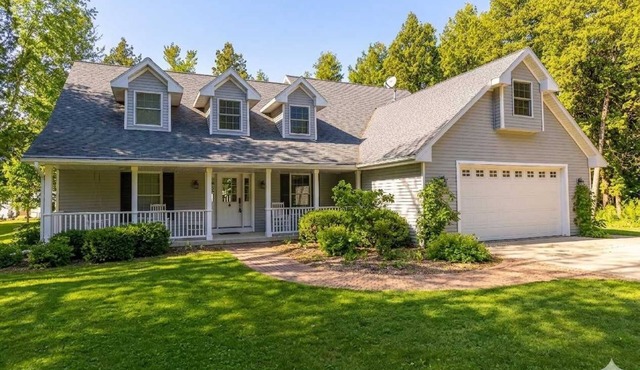 Quiet Door County Retreat w/Private Bay Access