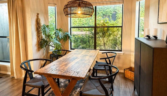 Quiet NE Heights 3BR - Family + Pet Friendly