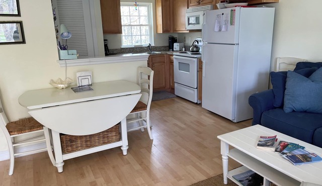 Quiet resort condo close to Goose Rocks beach