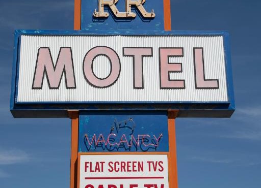 R&R MOTEL