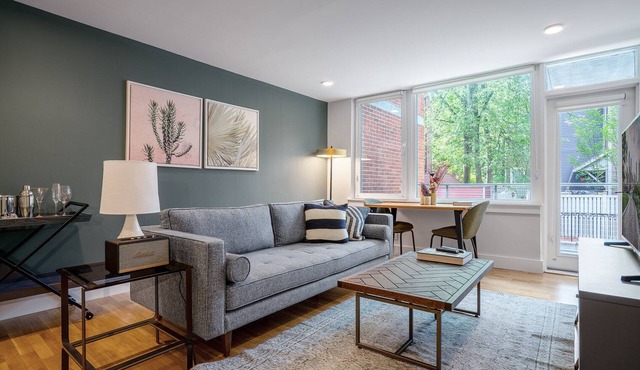 Rad Harvard Sq 1BR w/Balcony, near Shops & Campus, by Blueground