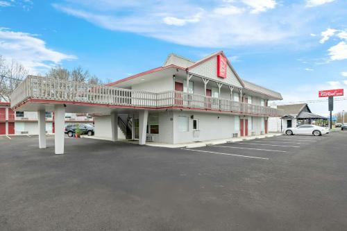 Red Roof Inn Radcliff - Fort Knox