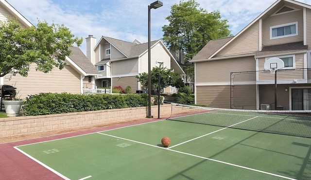 Relax and Unwind! 3 Pet-friendly Units, Parking