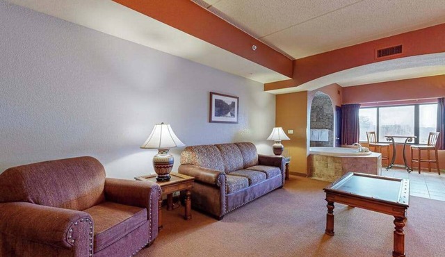Relax & Explore | Discount Adventure Perk Dells Condo