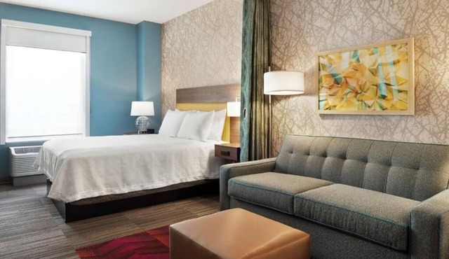 Relax in Style at This Modern, Fully Equipped Suite in Brooklyn Park