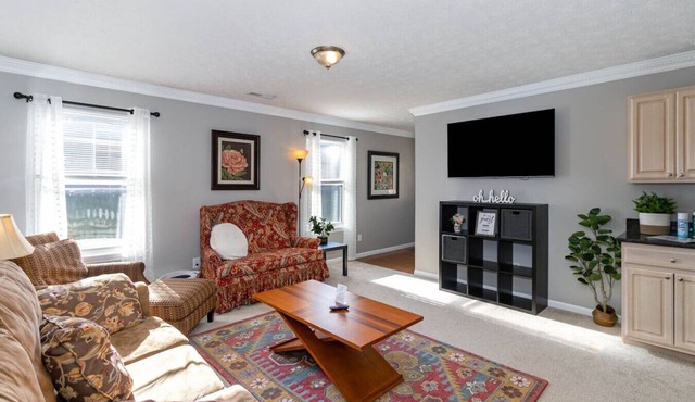 Relaxing home near Interstate 75