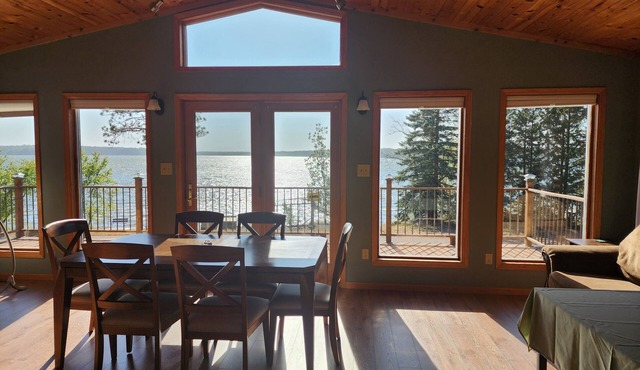 Relaxing Lake House!