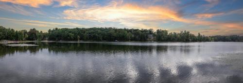 Rennie Lake Hideaway