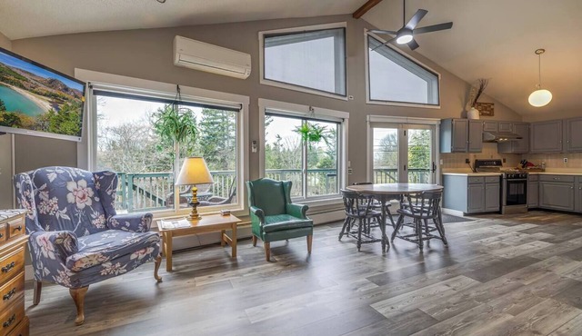 Renovated 3BR Rental in Bass Harbor! [High Deck]
