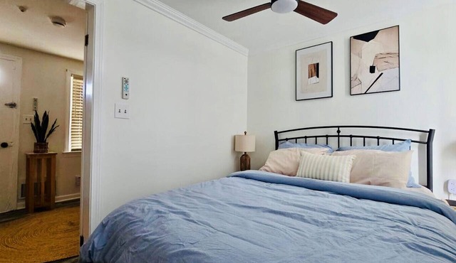 Renovated Beach Condo - Pool - Hot Tub - Fire Pit!