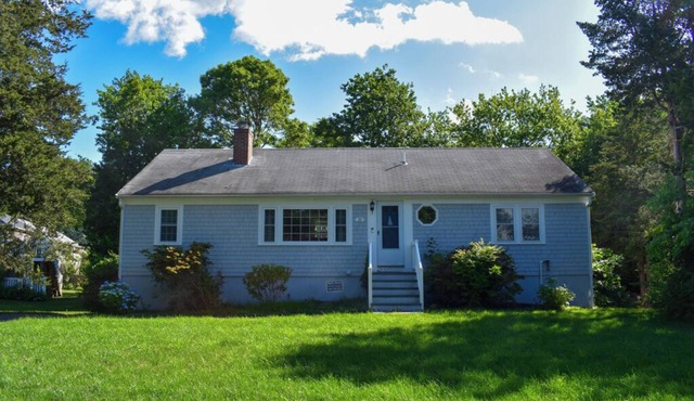 Renovated three bedroom home located in desirable Bayside Neighborhood!