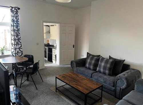 ResiLets - 1st Floor Plessey Road Apt