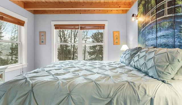 Rhumbline Cottage - NEW! Waterfront!