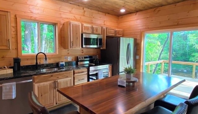 RiversEdge Retreat - Luxury meets outdoors