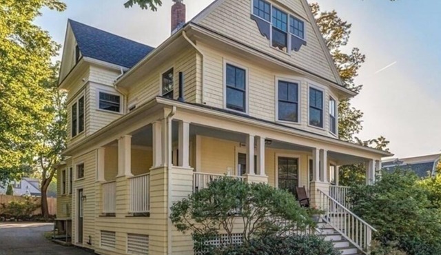 Rockport Getaway near ocean, music hall & downtown