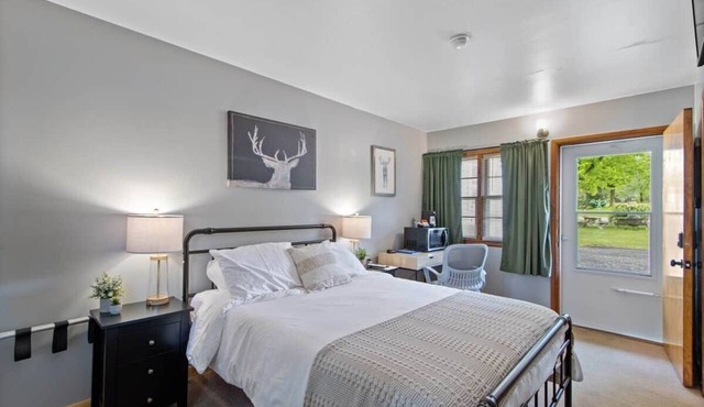 Room 1, Kozy Rest Motel