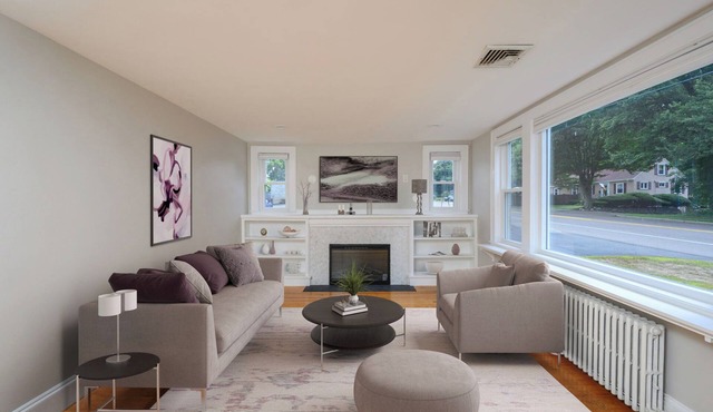 Room for rent in newly renovated suburban home. Close to Hwy/MBTA and hospitals