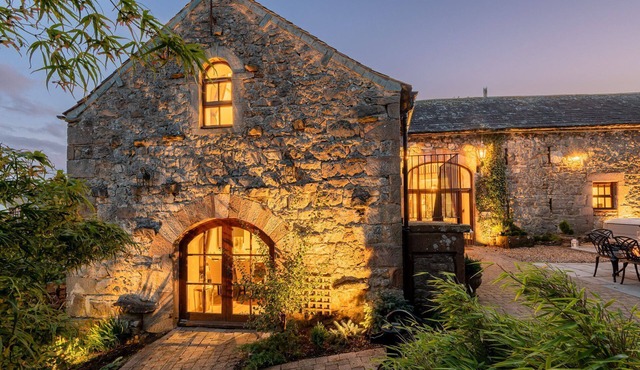 Rose Walls - Luxury Cottages