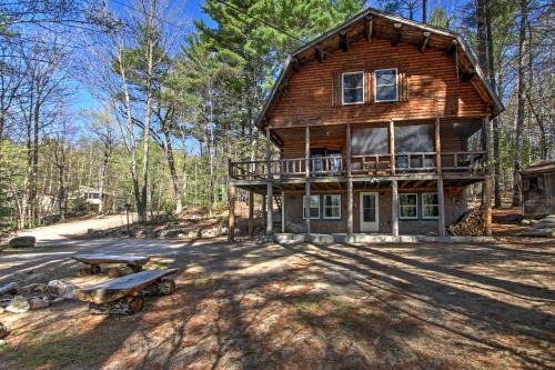 Rustic Madison 'Treehouse' Cabin with Game Room!
