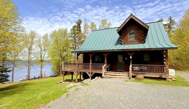 Rustic Retreat with Lake Access and Outdoor Deck in Rockwood, Maine