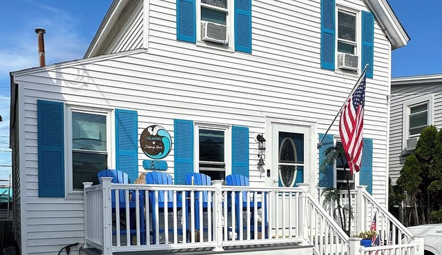 Salisbury Beach, parking for 5 cars, 3-bedroom house, walking distance to center