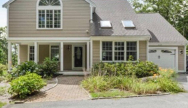 Sandy Toes Apartment in Barnstable