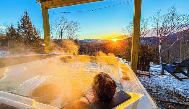 Sauna, Hot Tub, Game Room & Mountain Views
