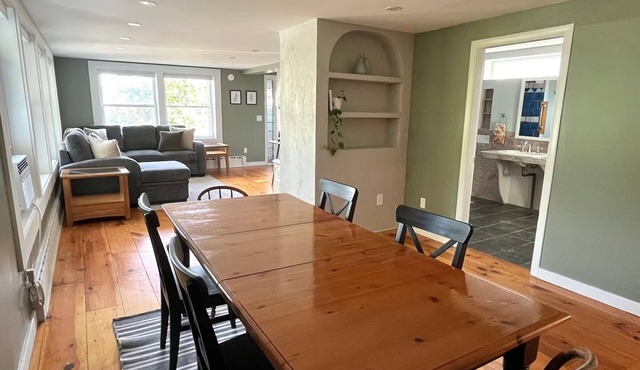 SAUNA - Spacious and Centrally Located! Two Connected Apartments- Sleeps 11