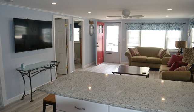 Seabrook 136 Franklin St Front Unit Steps to Beach-Memorial Day-2 -Duplexes