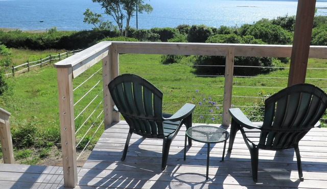 Sealport Ocean Side Cozy Cottage