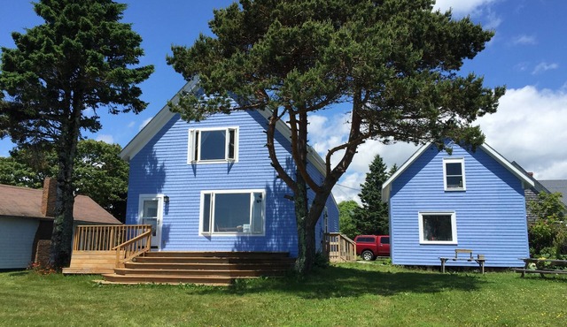 Seaside House With Shore Frontage And Beautiful Views