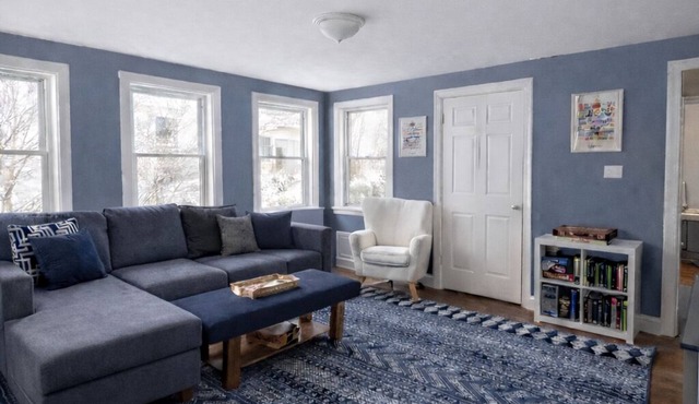 Seaside Stay in Historic Warren