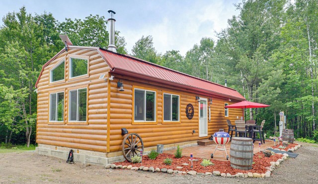 Secluded Cabin w/UTV Trail Access in Harshaw!