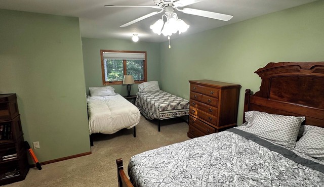 Secluded Towering Pines in the Heart of Nisswa 4 bedroom
