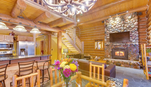 Secluded Traverse City Retreat: 11 Mi to Downtown!