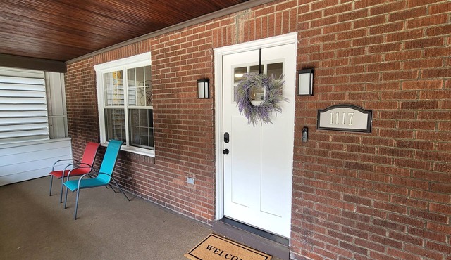 Serene 3-bedroom house with AC in charming Pittsburgh