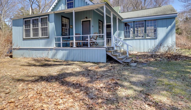 Serene Peaks Island Vacation Rental: 1 Mi to Ferry