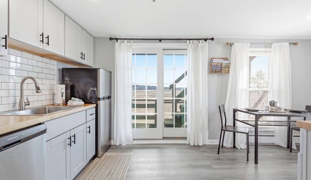 Serene Pine Point Escape — 1 Block to Beach, Marsh Views & Portland