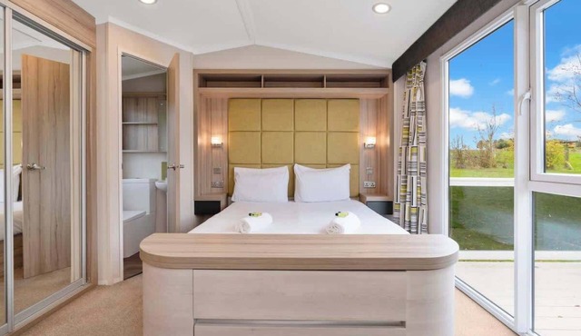 Seton Sands Kingsbarns Retreat - 2BR Luxury Lodge - Sleeps 6