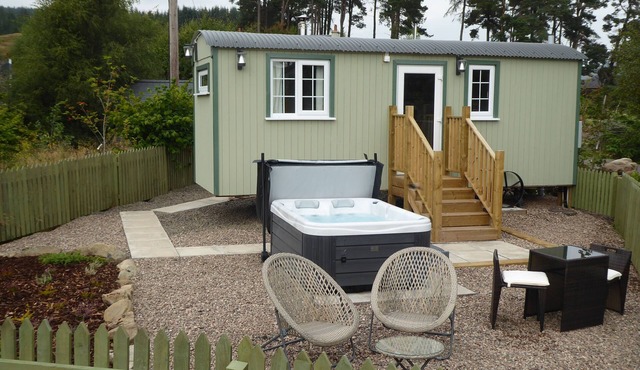 Shepherds View - a tiny home that sleeps 2 guests in 1 bedroom