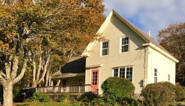 Shirley's House-Beautiful In Town House
