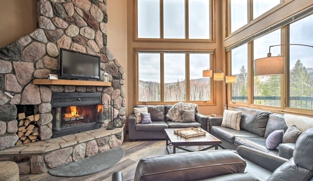 Ski-In, Ski-Out Townhome w/Lutsen Mtn Views!