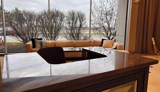 Skyline Hotel Detroit Airport, SureStay Collection by BW