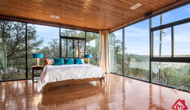 Skyline House of Windows - An Irvie Home
