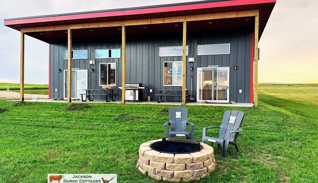 Sleeps Up to 12, Lakefront Stay at Dry Lake, ND: Wishek & Ashley Cottage
