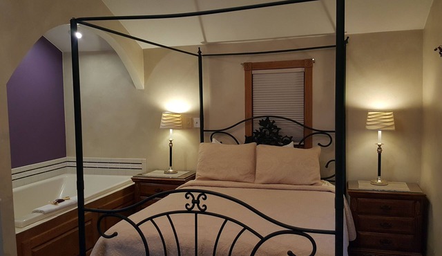 Snug Harbor Inn - Luxury Cottage 4
