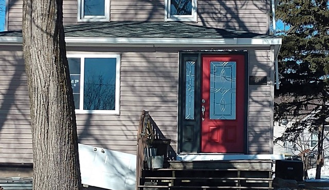 Soothing bed & breakfast with AC in Kandiyohi