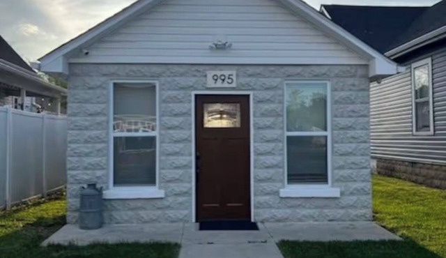 Soothing tiny house with AC in charming Harrisburg