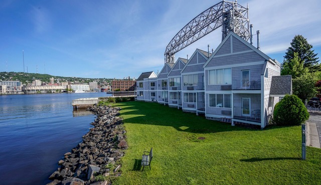 South Pier Inn